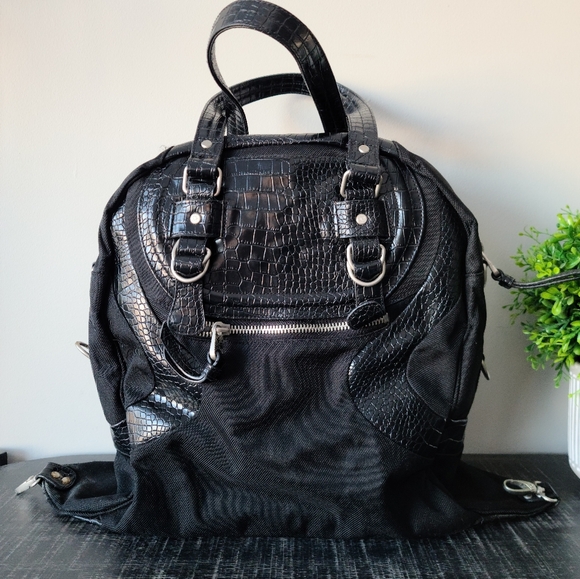 lululemon athletica Handbags - Lululemon Vintage Gym Yoga Bag